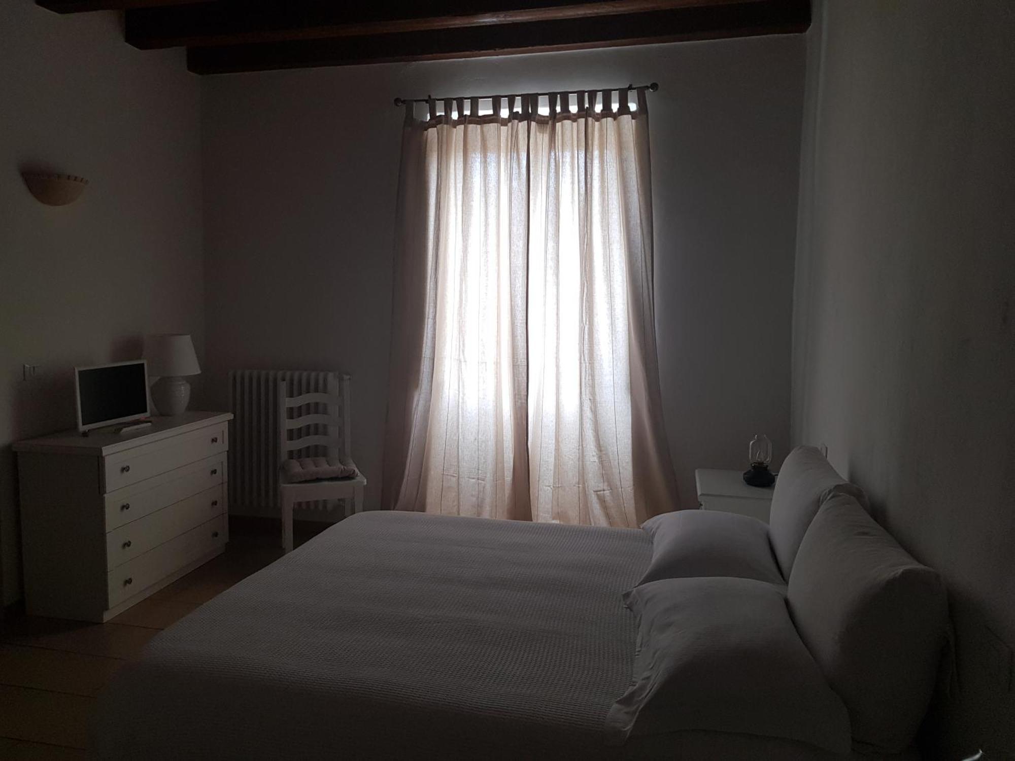 Charmerooms Moroni Couette-café