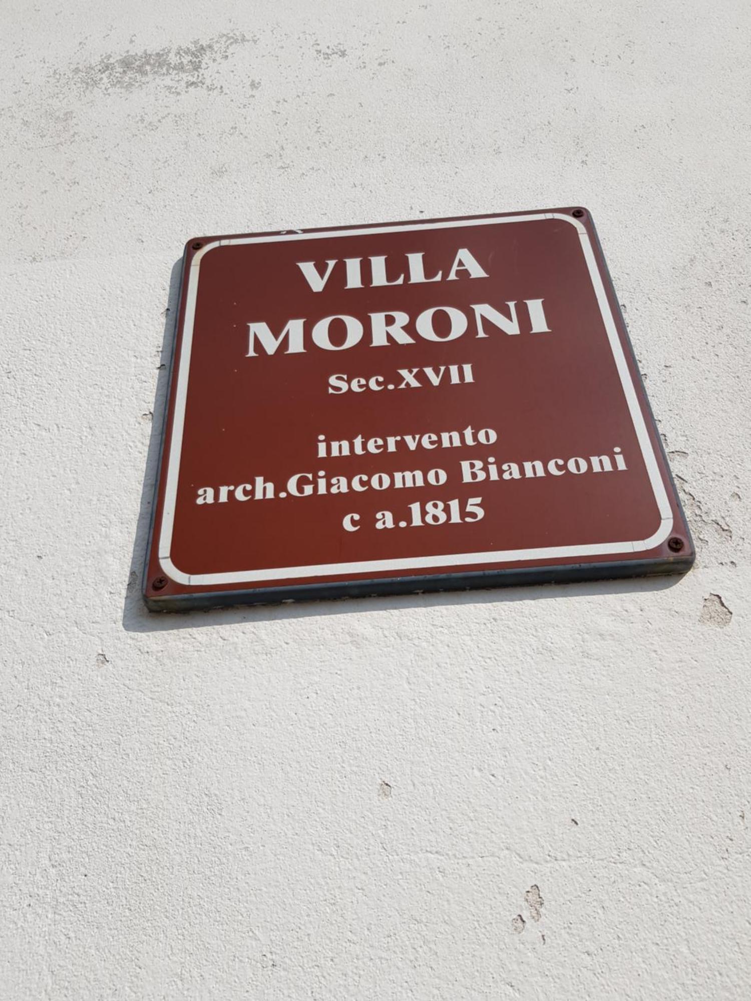 Charmerooms Moroni Couette-café 3*