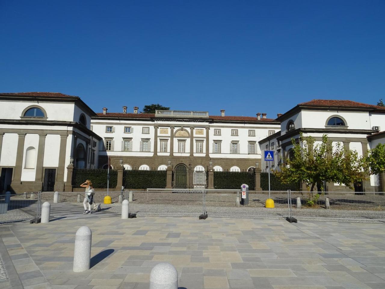 Charmerooms Moroni Couette-café Stezzano